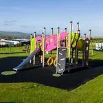 Crows Nest 4*