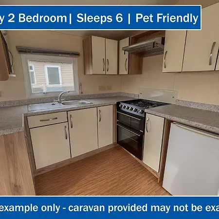 Crows Nest Caravan Park 4*