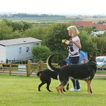 Crows Nest Caravan Park Filey