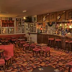 Crows Nest 홀리데이파크