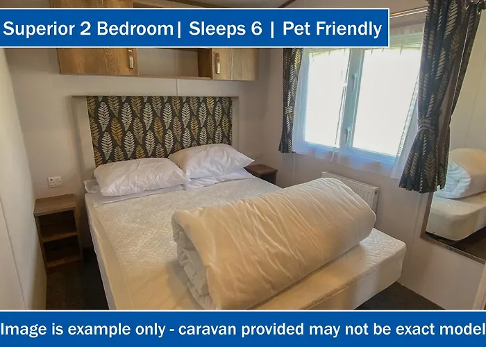 假日公园 鸦巢大篷车旅店 法利