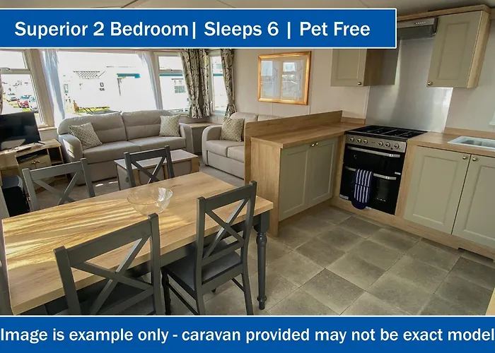 鸦巢大篷车旅店 法利