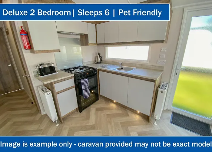 鸦巢大篷车旅店 假日公园